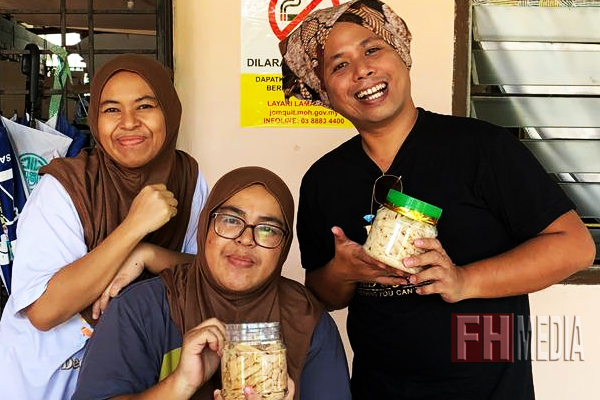 Saiful maun gunakan masa pkp buat biskut